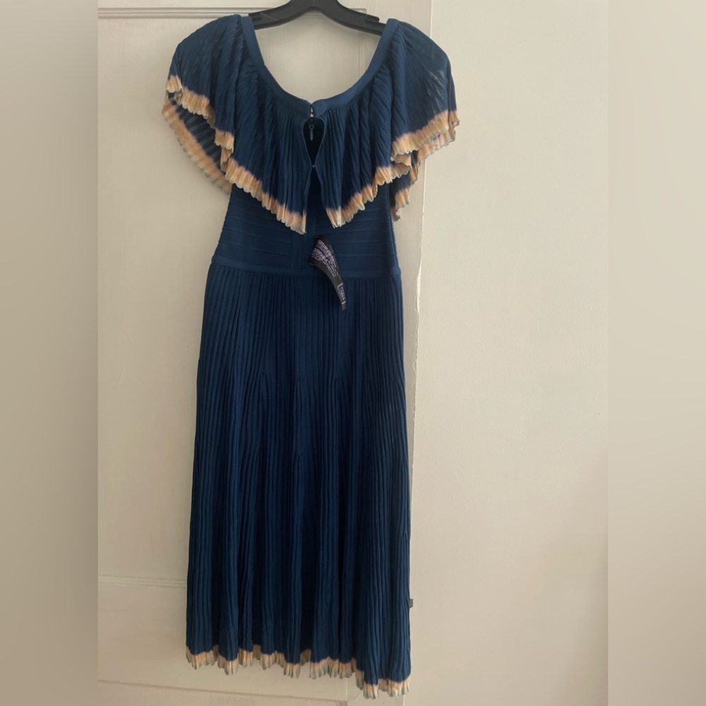 Herve Leger off-the-shoulder blue “Malli” tie-dye dress (XXS) Brand New - Picture 3 of 17